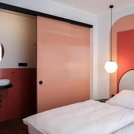 The Dot | 24/7 Checkin Monaco di Baviera