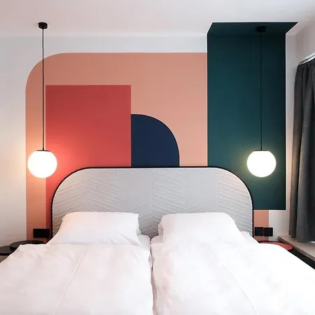 The Dot | 24/7 Checkin