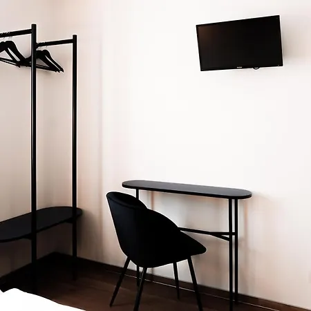 The Dot | 24/7 Checkin ホテル