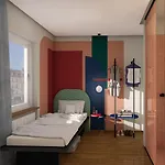 The Dot | 24/7 Checkin Hotel