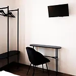 The Dot | 24/7 Checkin Hotel
