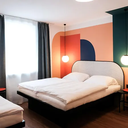 The Dot | 24/7 Checkin Hotel 3*